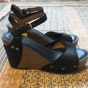 Black leather wedges